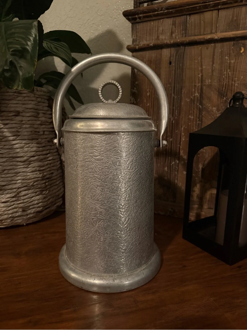 Lrg. Vtg. Ice Bucket Wine Cooler Art Deco Hammered Aluminum & Ceramic Liner 15”